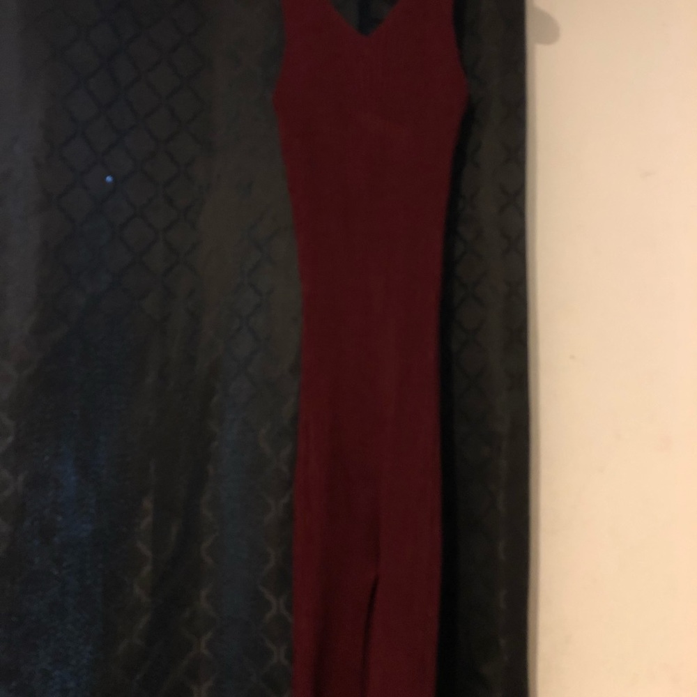 Red Ribbed Skin Tight Dress 🤩 - Picture 3 of 5